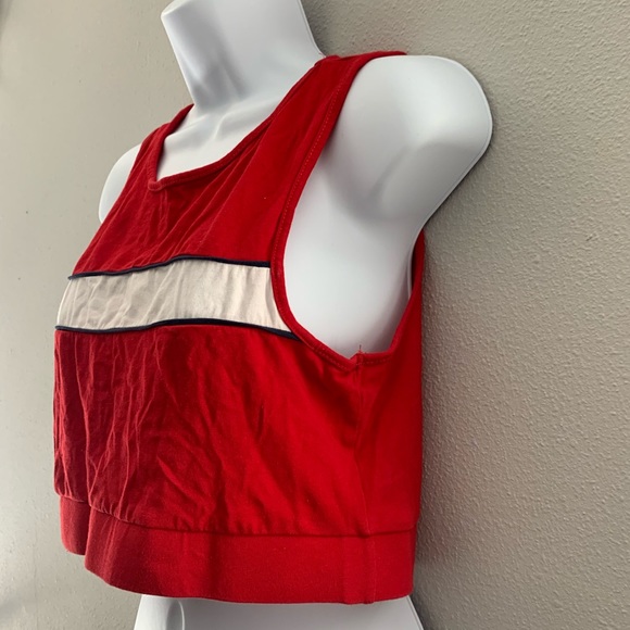 Red crop top - Picture 3 of 3